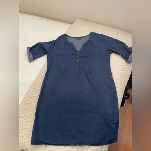Chic connection women’s denim dress. Size medium